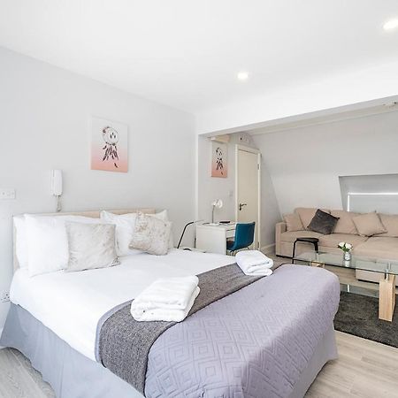 Securematics Superior Studio Apartments Лондон Экстерьер фото